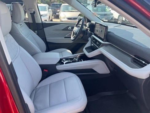 New 2025 Ford Explorer Platinum w/ Ultimate Package image 15