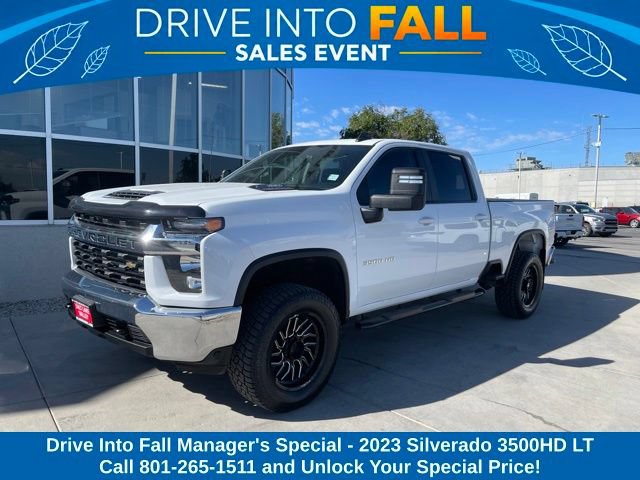 Used 2023 Chevrolet Silverado 3500 LT w/ Advanced Trailering Package AWD/4WD image 1
