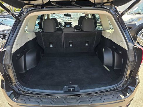 Certified 2023 Subaru Forester Premium AWD/4WD image 14