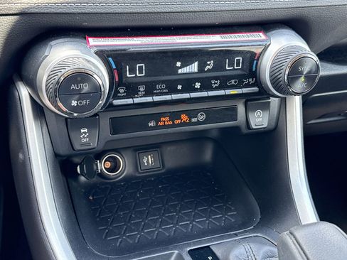 Used 2024 Toyota RAV4 XLE image 25