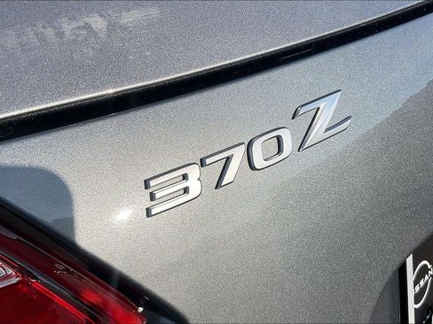 Used 2019 Nissan 370Z Touring Sport image 8
