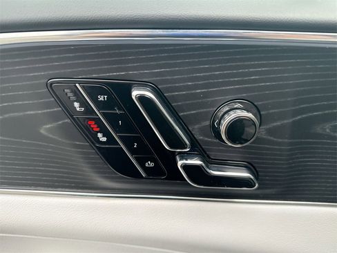 Used 2024 Cadillac Lyriq Luxury w/ LPO, Floor Liner Package image 14