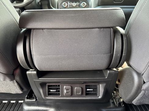 Used 2022 Chevrolet Silverado 3500 LT w/ Convenience Package image 17