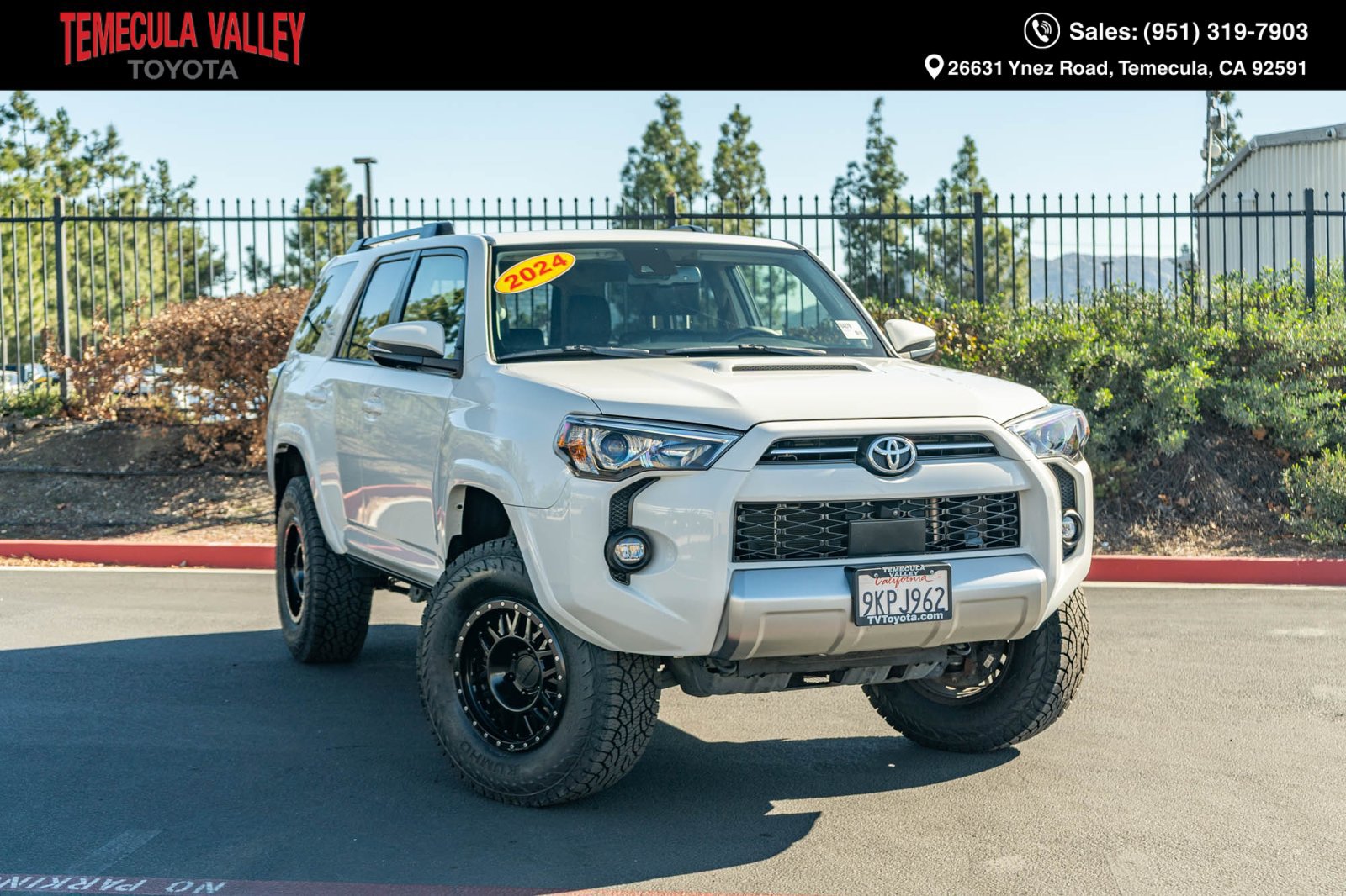 Used 2024 Toyota 4Runner TRD Off-Road Premium w/ Off Road Premium Plus Package AWD/4WD image 1