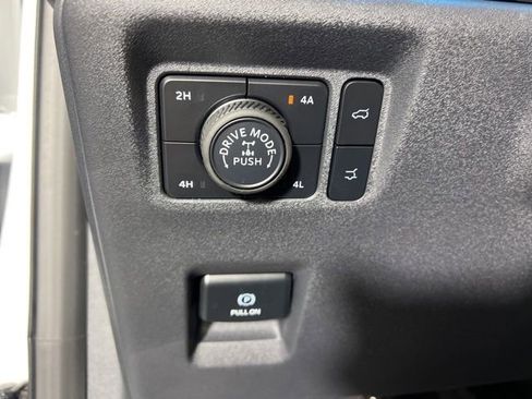 New 2025 Ford Expedition Tremor image 21