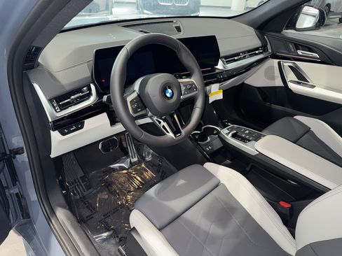 New 2026 BMW X2 xDrive28i w/ M Sport Package AWD/4WD image 15