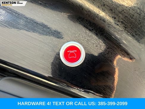 Used 2023 Tesla Model X AWD/4WD image 34