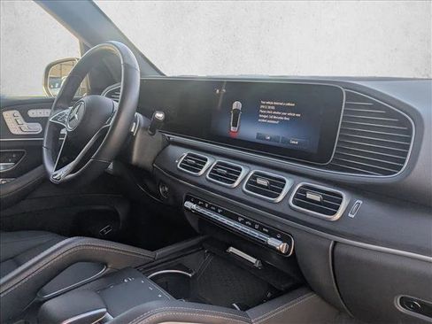 Certified 2025 Mercedes-Benz GLE 450 4MATIC image 19