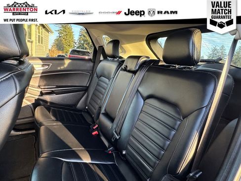 Used 2022 Ford Edge SEL image 32