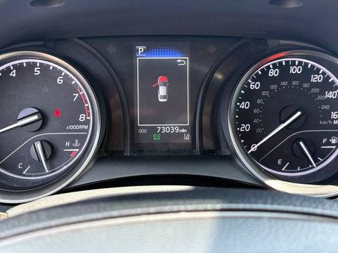 Used 2023 Toyota Camry SE FWD image 16