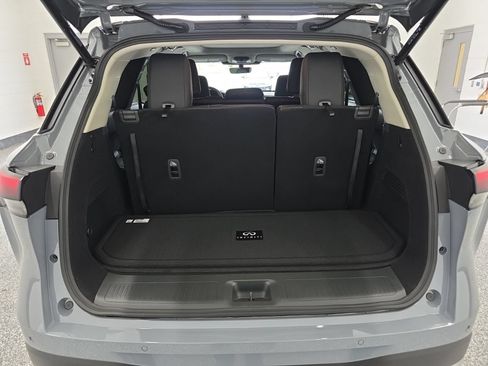 Certified 2026 INFINITI QX60 Luxe w/ Cargo Package AWD/4WD image 15