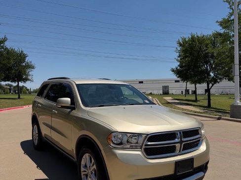 Used 2012 Dodge Durango Crew AWD/4WD image 2