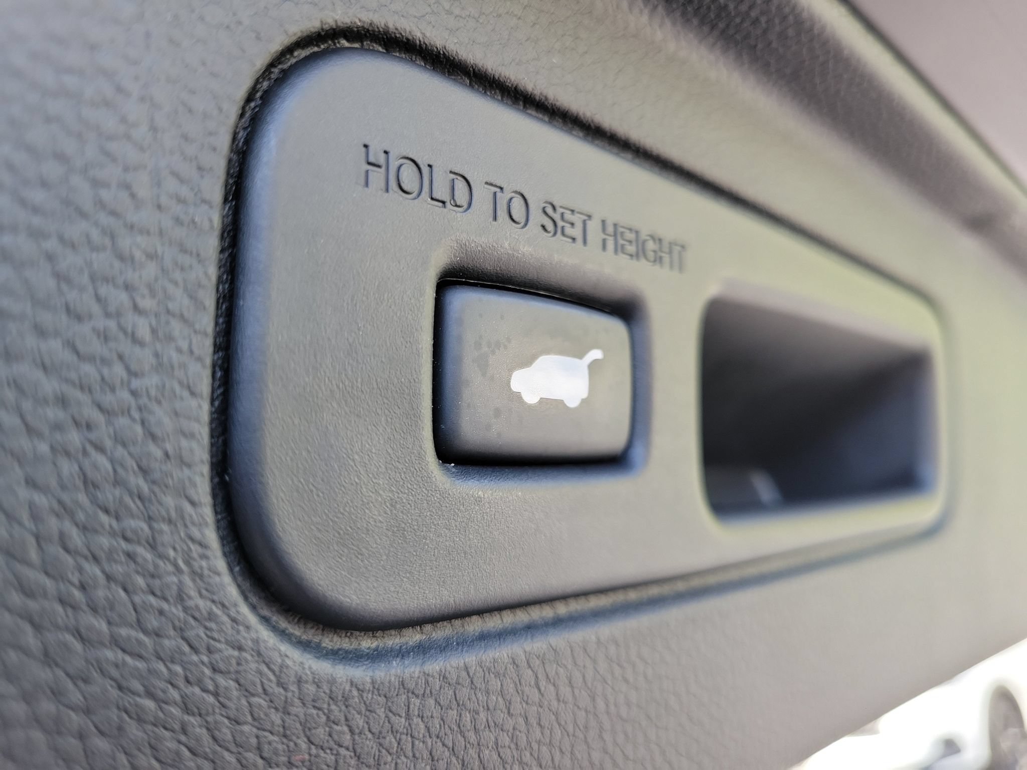 Used 2025 Honda Pilot Black Edition image 31