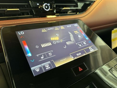 New 2026 INFINITI QX80 Autograph image 19