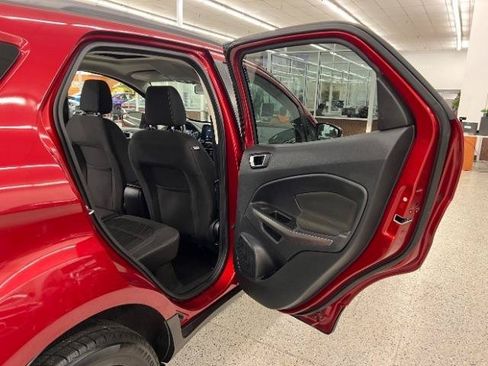 Used 2018 Ford EcoSport SE FWD image 31