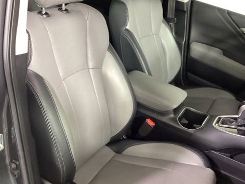 Used 2022 Subaru Outback Limited image 21
