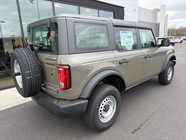 New 2025 Ford Bronco 4-Door AWD/4WD image 3
