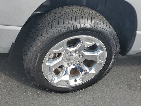 Used 2020 RAM 1500 Big Horn AWD/4WD image 5