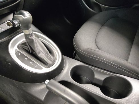 Used 2019 Kia Soul + FWD image 26