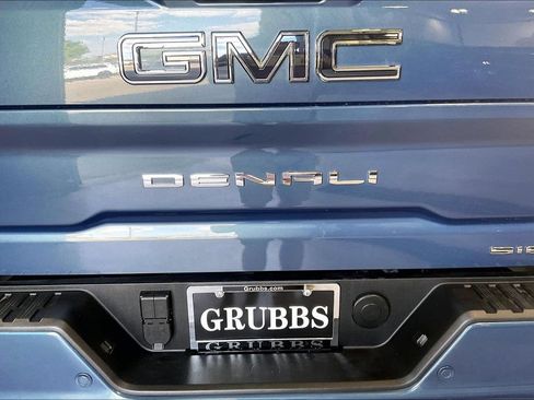 Used 2026 GMC Sierra 2500 Denali Ultimate AWD/4WD image 43