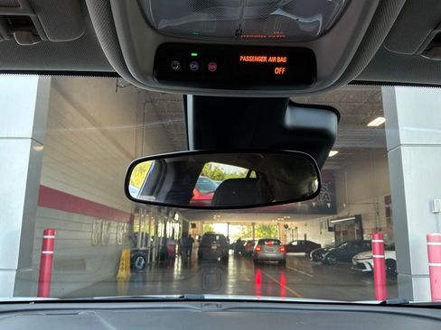 Used 2025 Buick Encore GX Preferred FWD image 16