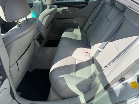 Used 2012 Lexus LS 460 AWD w/ Luxury Value Edition image 26