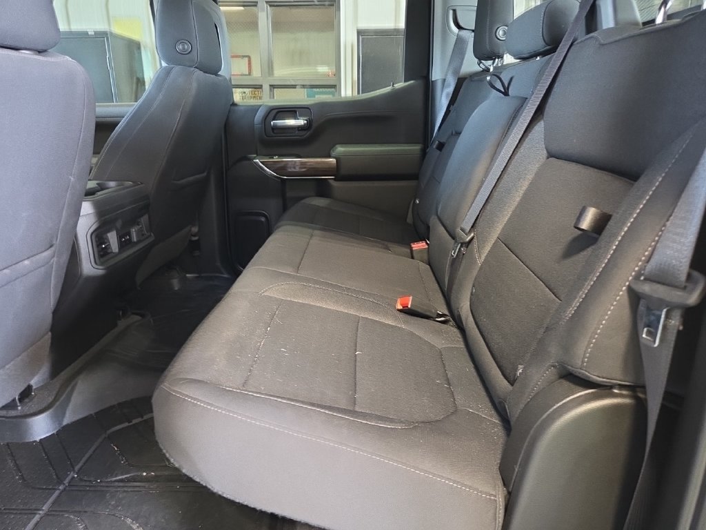 Used 2022 Chevrolet Silverado 1500 RST w/ Safety Package AWD/4WD image 6