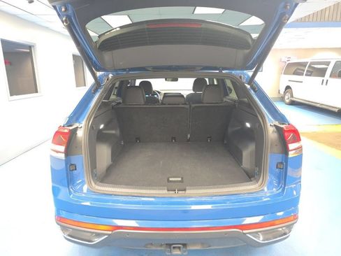 Used 2026 Volkswagen Atlas Cross Sport SE AWD/4WD image 9