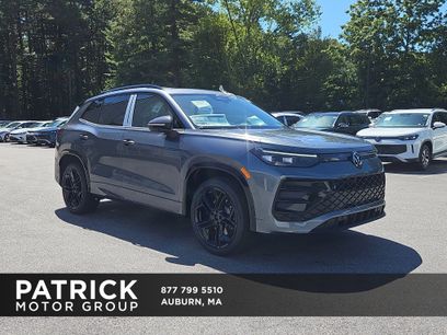 New 2025 Volkswagen Tiguan SE R-Line