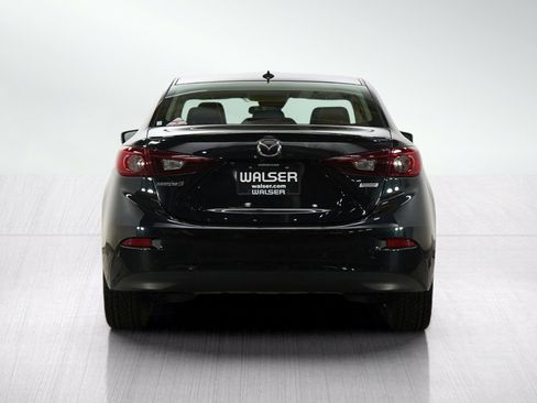 Used 2018 MAZDA MAZDA3 Touring FWD image 4