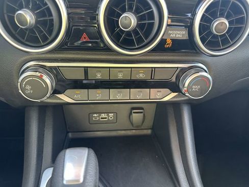 Certified 2023 Nissan Sentra SV image 17
