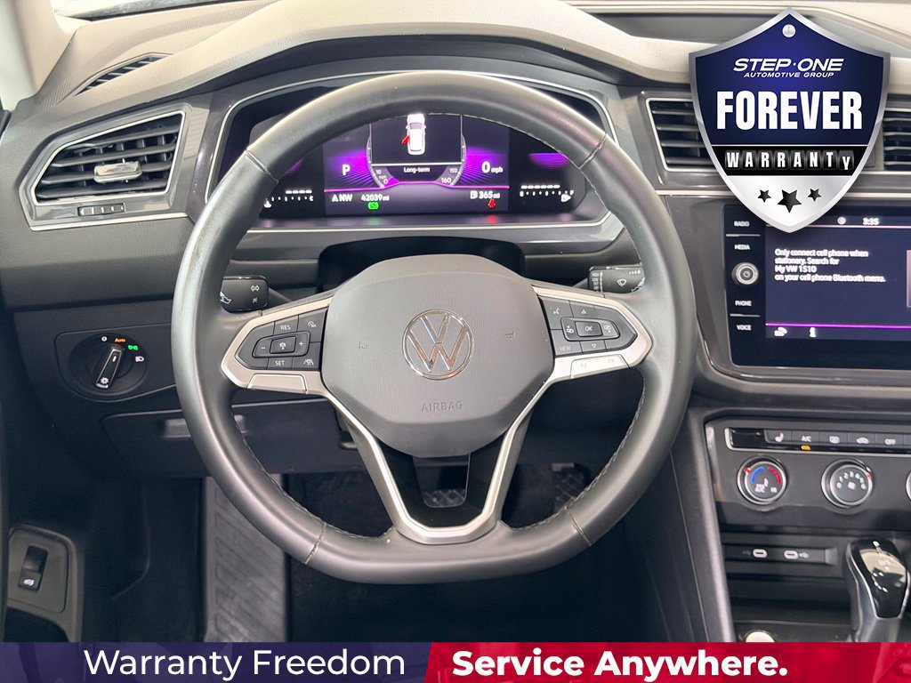 Used 2024 Volkswagen Tiguan SE AWD/4WD image 15