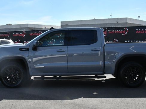 Used 2024 GMC Sierra 1500 Elevation w/ LPO, Elevation Black Package image 4