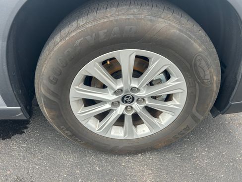 Used 2025 Toyota Grand Highlander FWD image 20