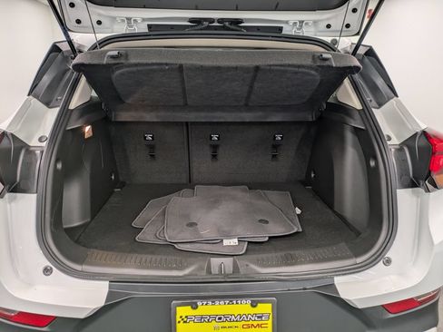 Used 2023 Buick Encore GX Essence w/ Experience Buick Package AWD/4WD image 25
