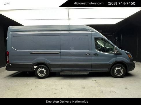 Used 2020 Ford Transit 250 148 High Roof Extended RWD image 8