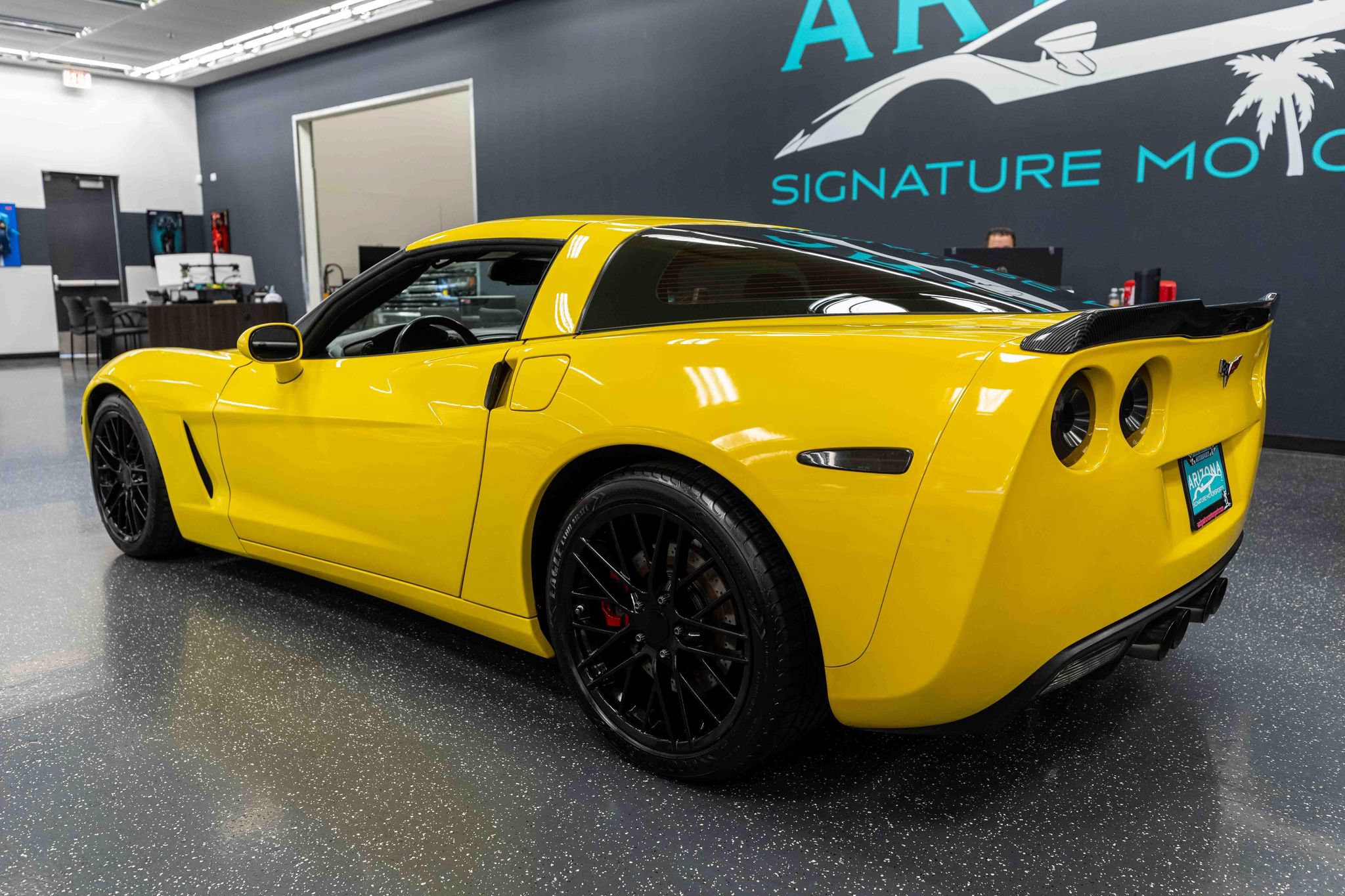 Used 2012 Chevrolet Corvette Coupe w/ 3LT Preferred Equipment Group RWD image 9