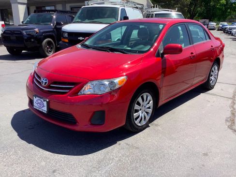 Used 2013 Toyota Corolla LE FWD image 18