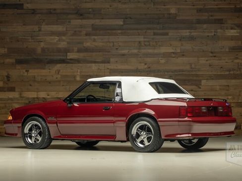 Used 1989 Ford Mustang GT RWD image 15