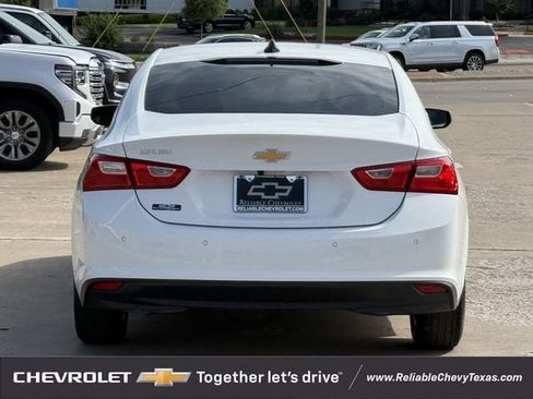 Used 2021 Chevrolet Malibu LS w/ Driver Confidence Package II FWD image 7