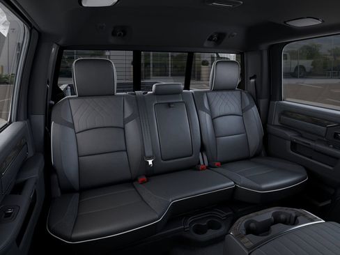 New 2025 RAM 3500 Limited AWD/4WD image 15