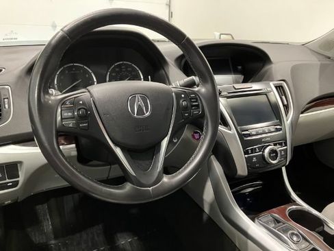 Used 2015 Acura TLX V6 w/ Technology Package FWD image 41