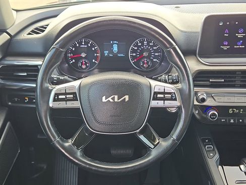 Used 2022 Kia Telluride EX w/ EX Premium Package image 19