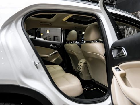 Used 2019 Mercedes-Benz GLA 250 image 33