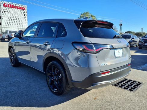 Certified 2023 Honda HR-V Sport image 3