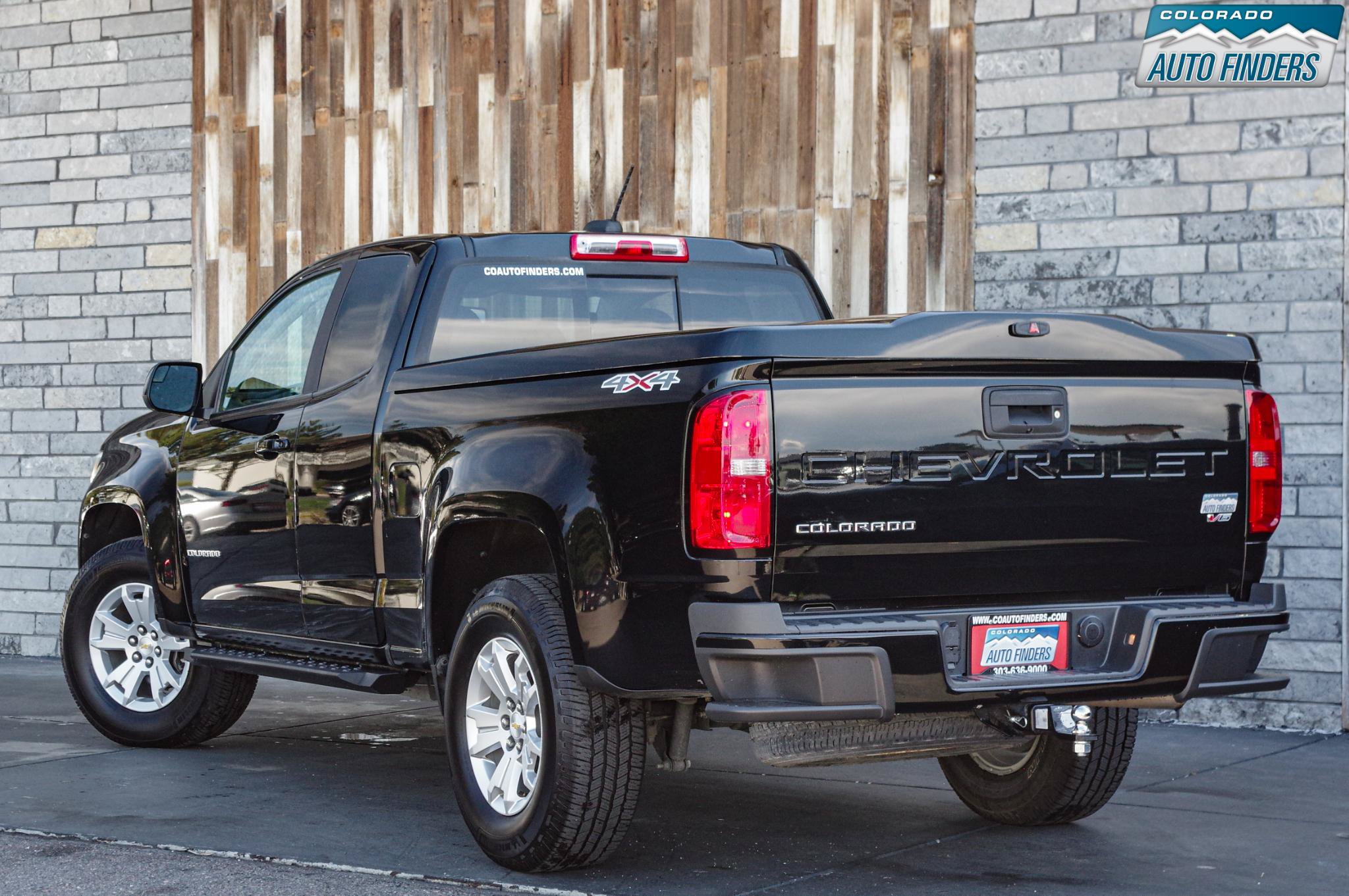 Used 2021 Chevrolet Colorado LT w/ LT Convenience Package AWD/4WD image 4