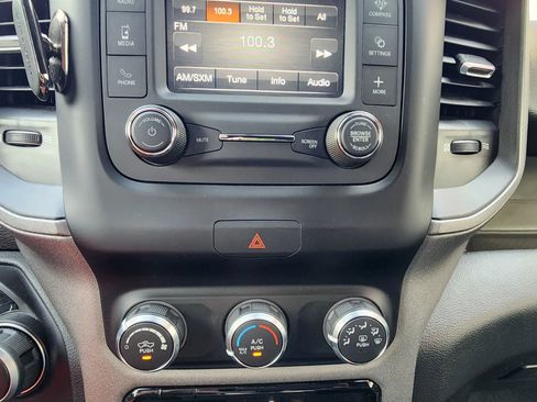 Used 2024 RAM 1500 Tradesman AWD/4WD image 26