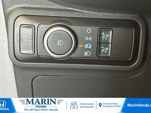 Used 2025 Ford Explorer ST-Line AWD/4WD image 36