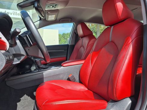 Used 2024 Toyota Camry XSE FWD image 22