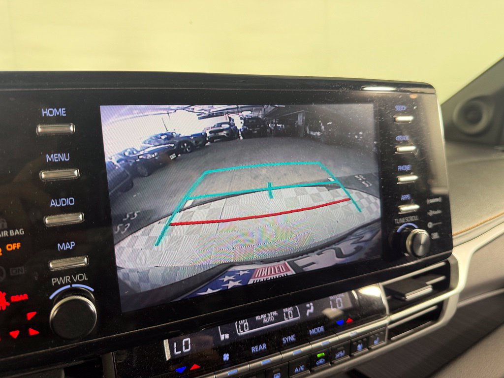 Used 2024 Toyota Sienna XSE FWD image 27